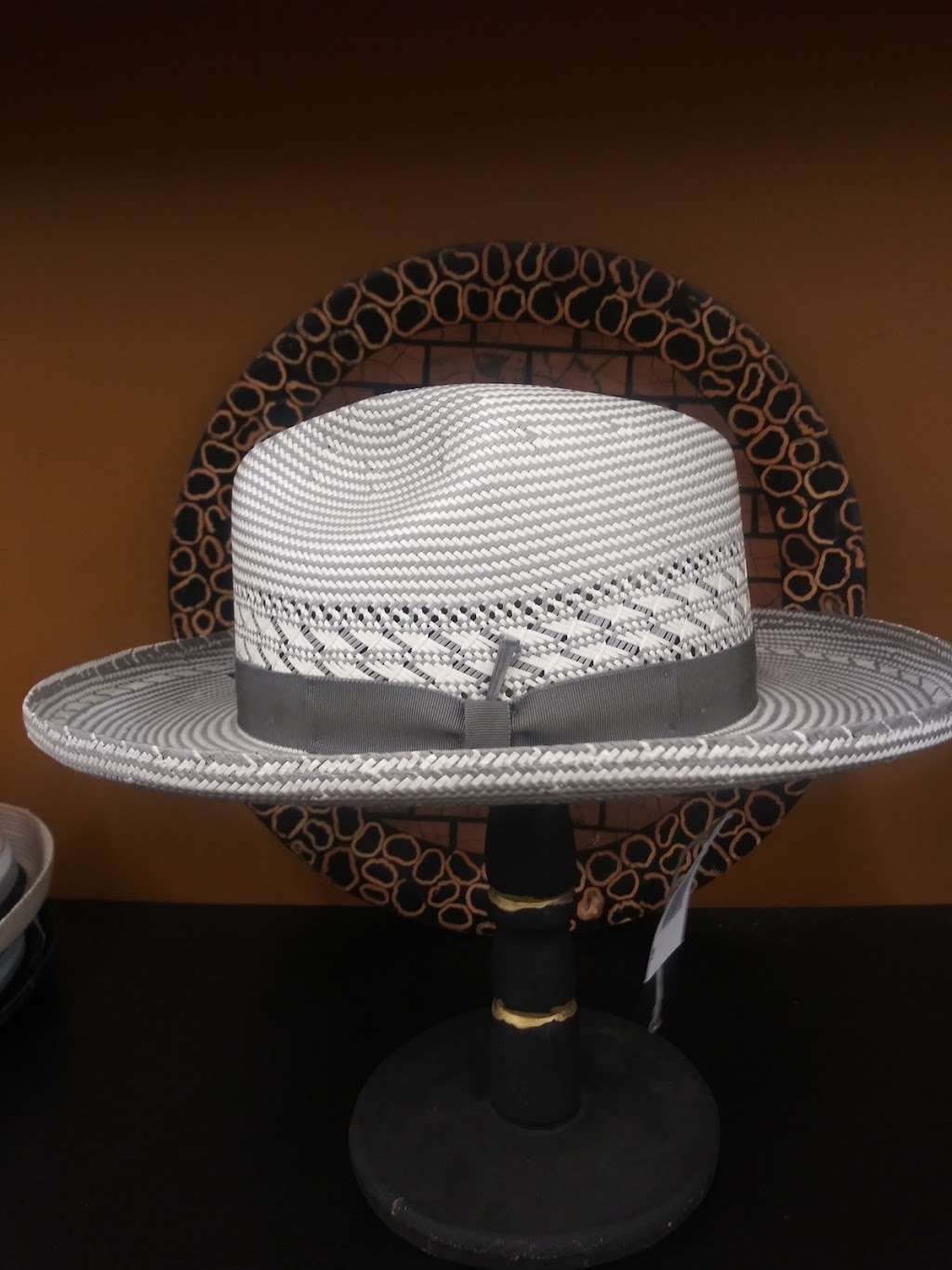 Tiger House Hat Shop & Accessories for Men and Women | Grow Desoto Market, 324 E Belt Line Rd #300, DeSoto, TX 75115, USA | Phone: (972) 922-7018