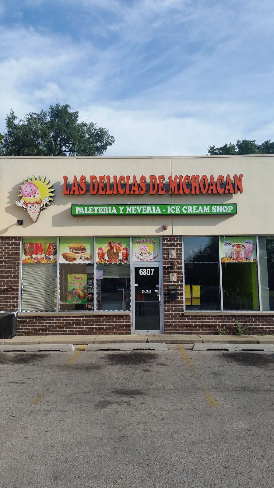 Paleteria Las Delicias De Michoacan | 5917 W Cermak Rd, Cicero, IL 60804, USA | Phone: (708) 222-9023