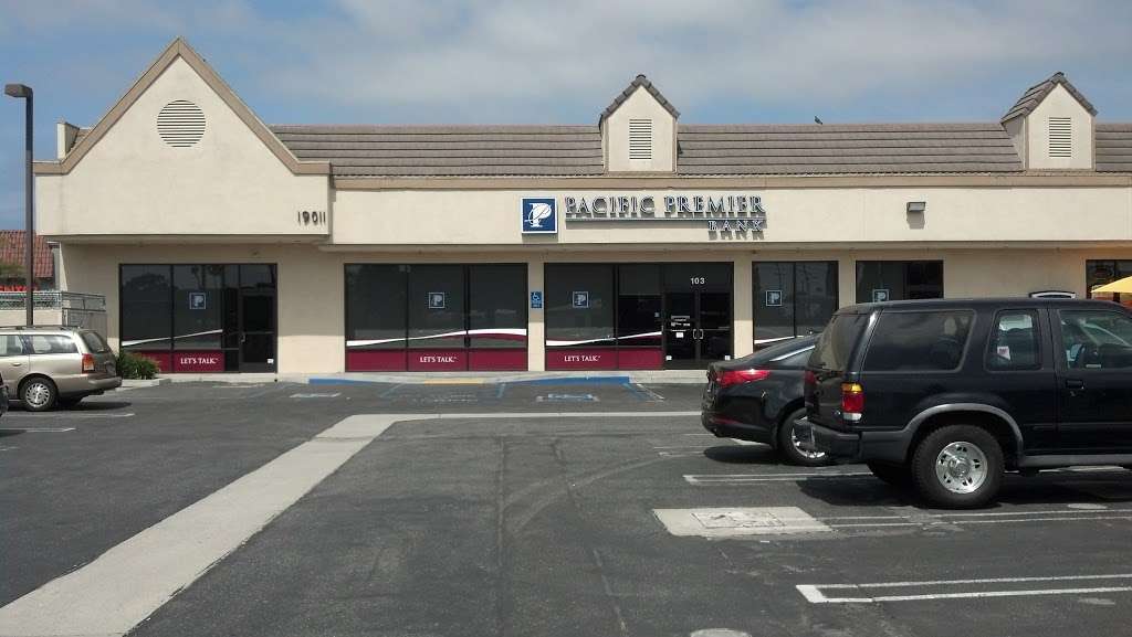 Pacific Premier Bank | 19011 Magnolia St, Huntington Beach, CA 92646, USA | Phone: (714) 594-5404