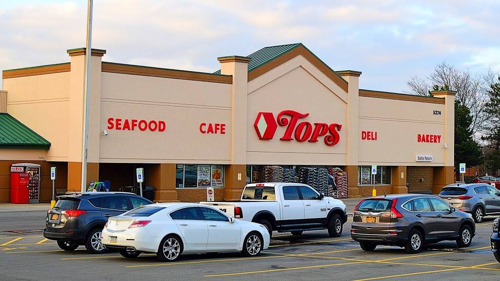 TOPS Friendly Markets | 5274 Main & Union, Williamsville, NY 14221, USA | Phone: (716) 632-7411