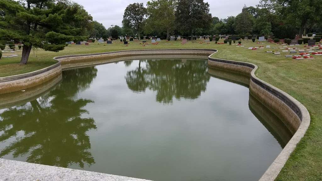 Acacia Park Cemetery | 7800 W Irving Park Rd, Norridge, IL 60706, USA | Phone: (773) 625-7800