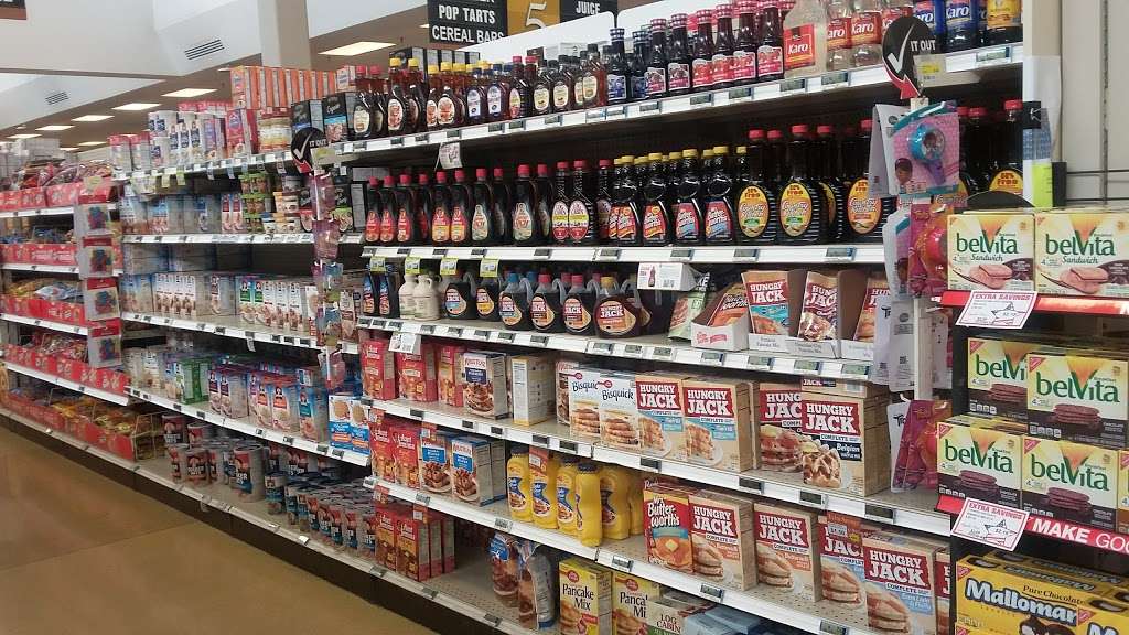Travis Commissary | 460 Skymaster Dr, Travis AFB, CA 94535, USA | Phone: (707) 437-4004