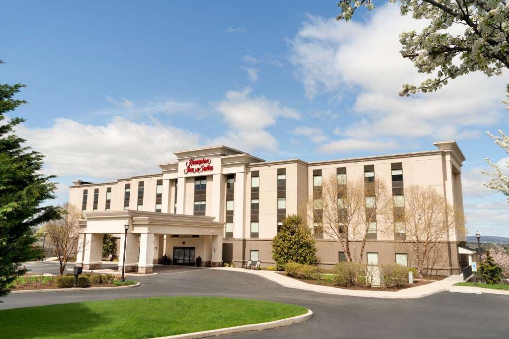 Hampton Inn & Suites Ephrata - Mountain Springs | 380 E Main St, Ephrata, PA 17522 | Phone: (717) 733-0661