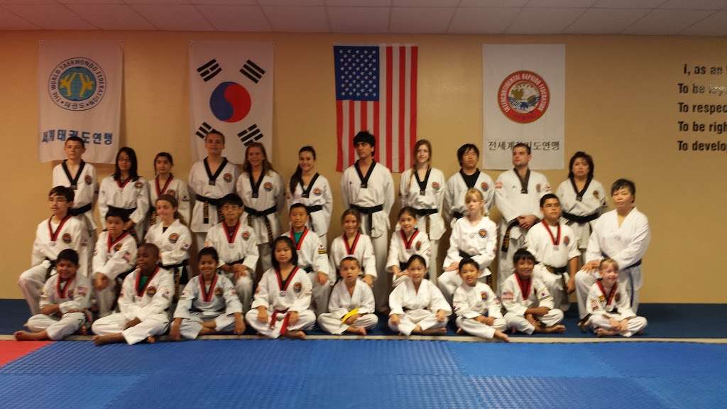 Katy Universal Martial Arts | 920 S Mason Rd B, Katy, TX 77450, USA | Phone: (281) 392-6668