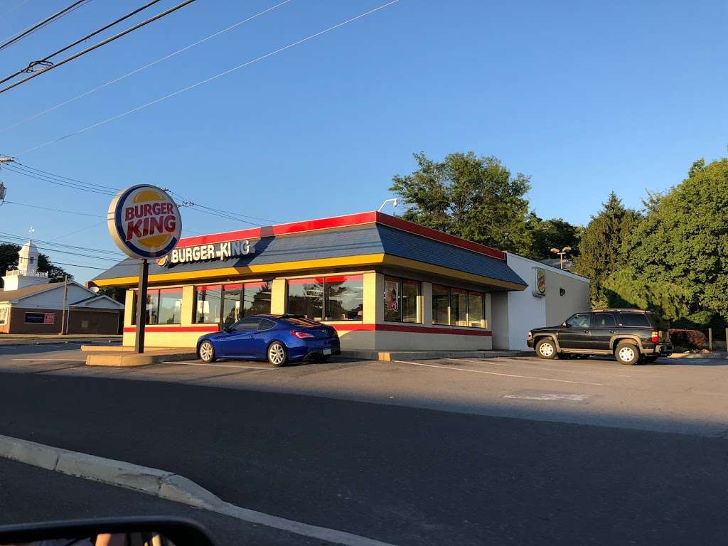 Burger King | 105 S 3rd St, Coopersburg, PA 18036, USA | Phone: (610) 426-1089