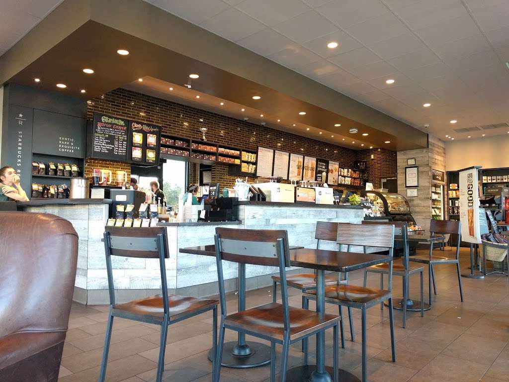 Starbucks | 240 US-202, Flemington, NJ 08822, USA | Phone: (908) 300-1511