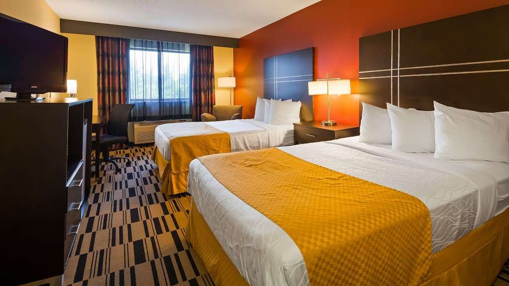 Best Western Shippensburg Hotel | 125 Walnut Bottom Rd, Shippensburg, PA 17257, USA | Phone: (717) 532-5200