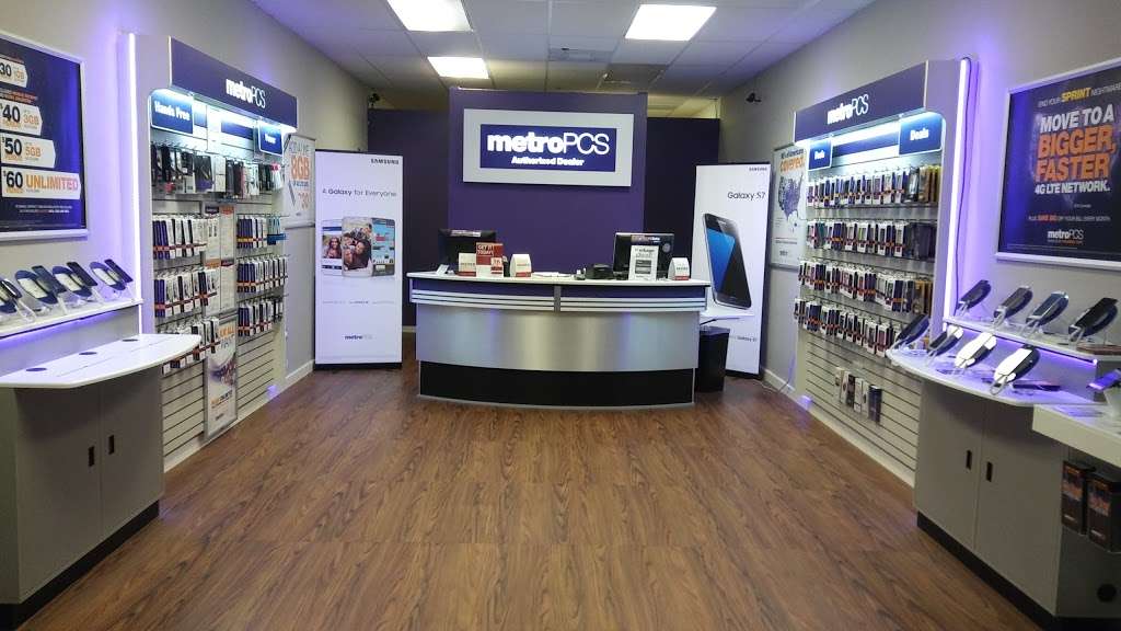 Metro by T-Mobile | 6574 S Kanner Hwy, Stuart, FL 34997, USA | Phone: (772) 287-9660