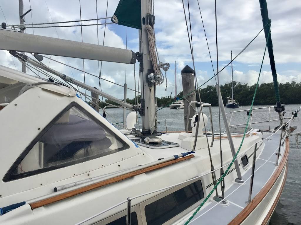 Sailing on Biscayne Bay | 3400 Pan American Dr Pier 7-14, Miami, FL 33133, USA | Phone: (305) 323-0783