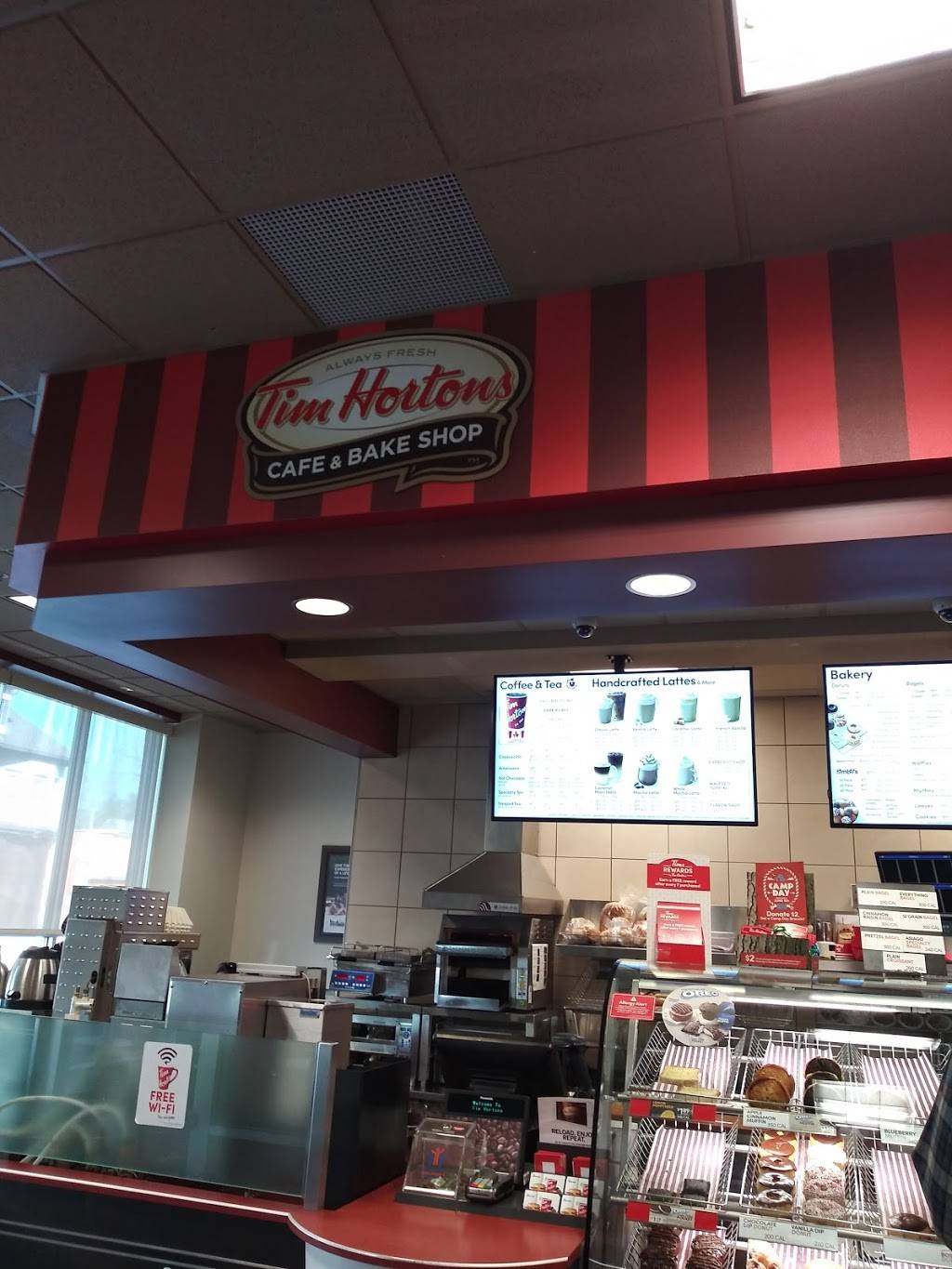 Tim Hortons | 1474 Seneca St, Buffalo, NY 14210, USA | Phone: (716) 824-4158