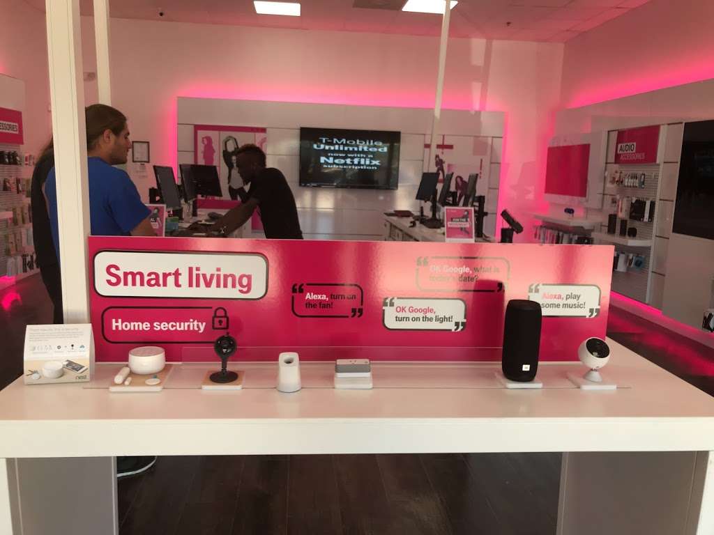 T-Mobile | 8201 Broadway St Ste 151, Pearland, TX 77581, USA | Phone: (281) 741-3081