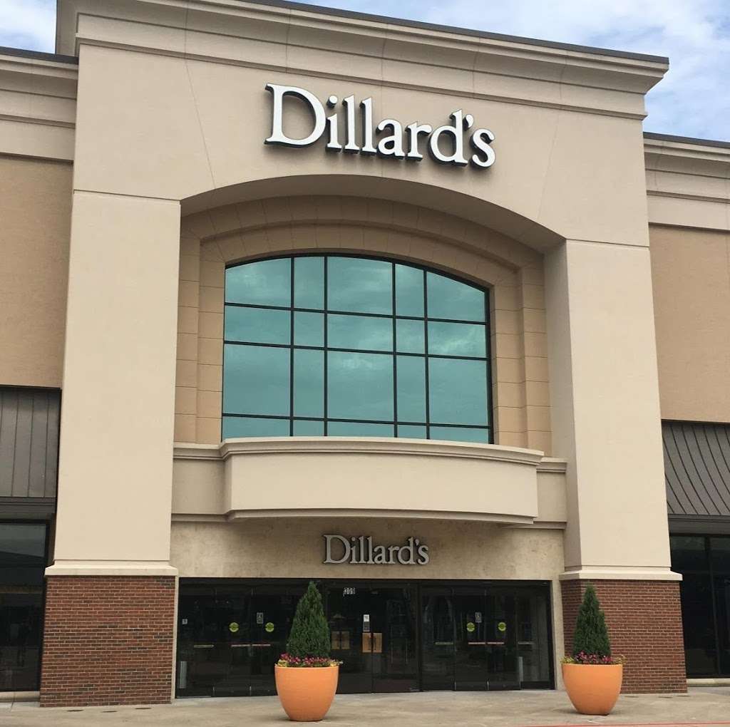 Dillards | 309 W Farm to Market Rd 1382, Cedar Hill, TX 75104, USA | Phone: (972) 293-0868