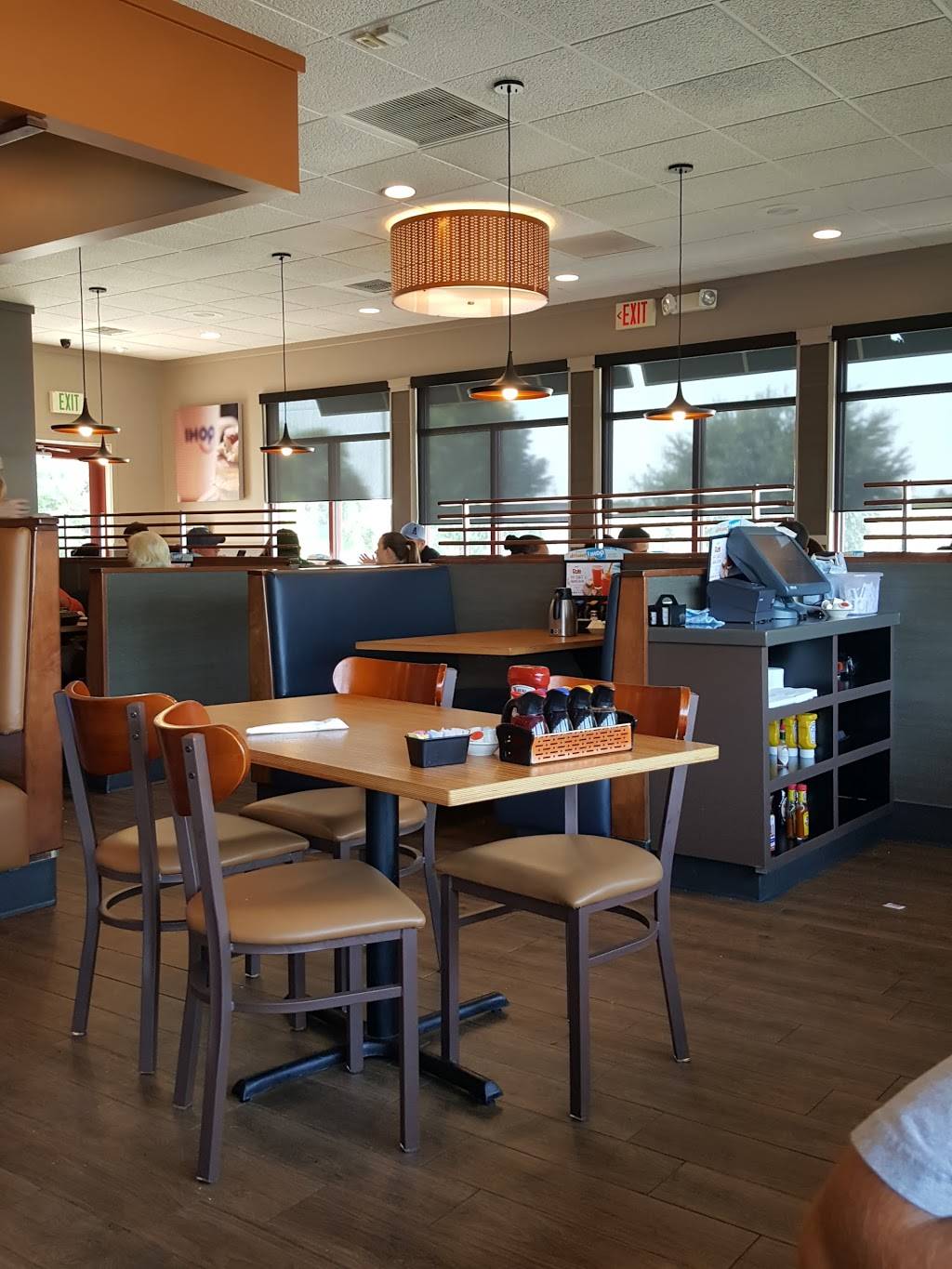 IHOP | 2260 Home Depot Dr, Denham Springs, LA 70726, USA | Phone: (225) 665-6933