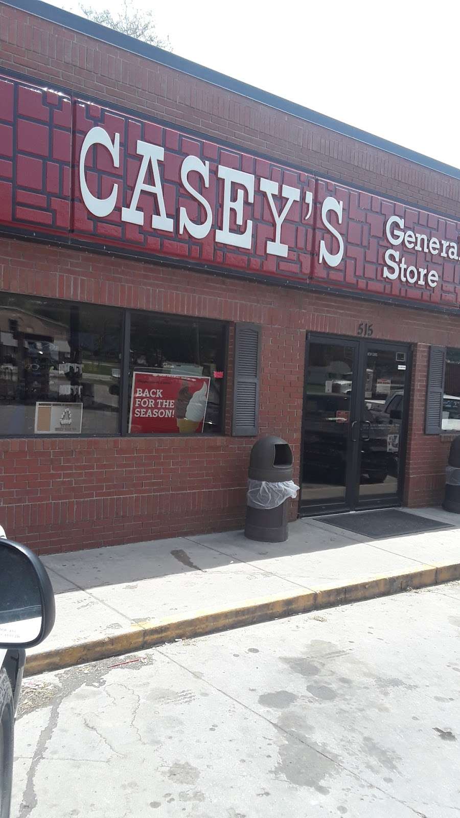 Caseys General Store | 515 Center St, Lathrop, MO 64465 | Phone: (816) 528-4232