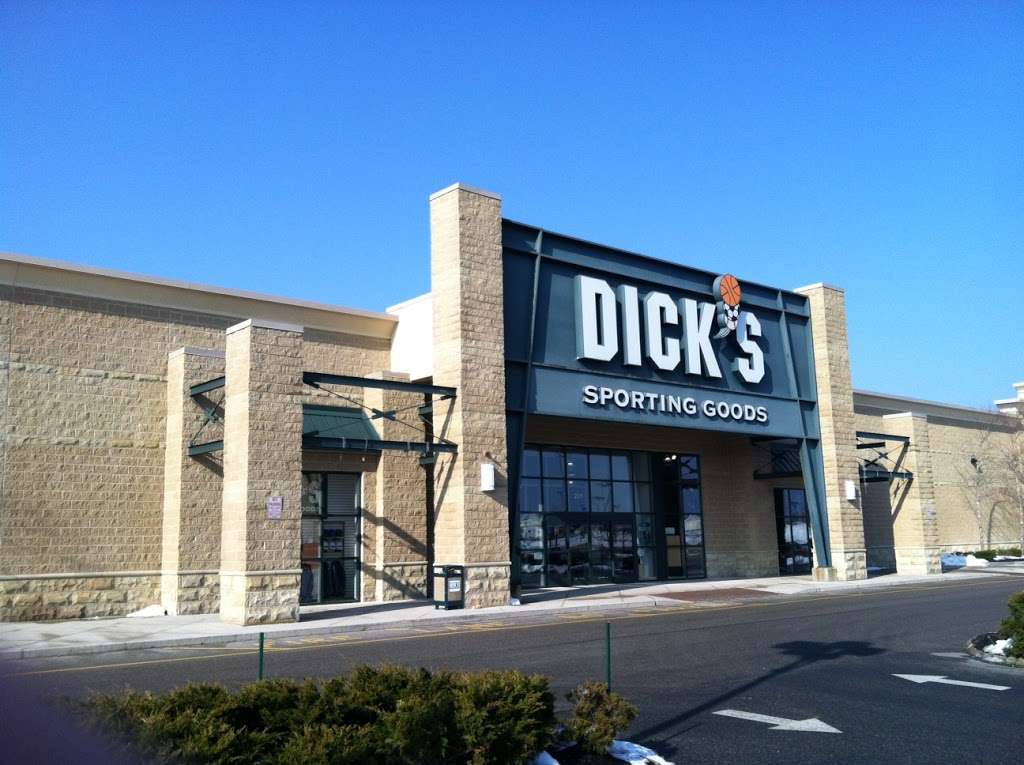 DICKS Sporting Goods | 205 Colony Pl, Plymouth, MA 02360 | Phone: (508) 746-6932