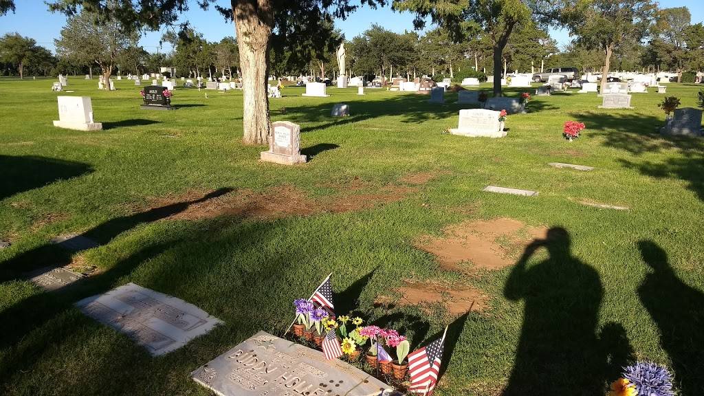 Lubbock Cemetery | 2011 E 31st St, Lubbock, TX 79404, USA | Phone: (806) 767-2270