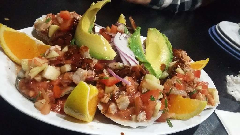 Mariscos Uruapan Bar & Grill | 13310 Ramona Blvd, Baldwin Park, CA 91706, USA | Phone: (626) 337-9207