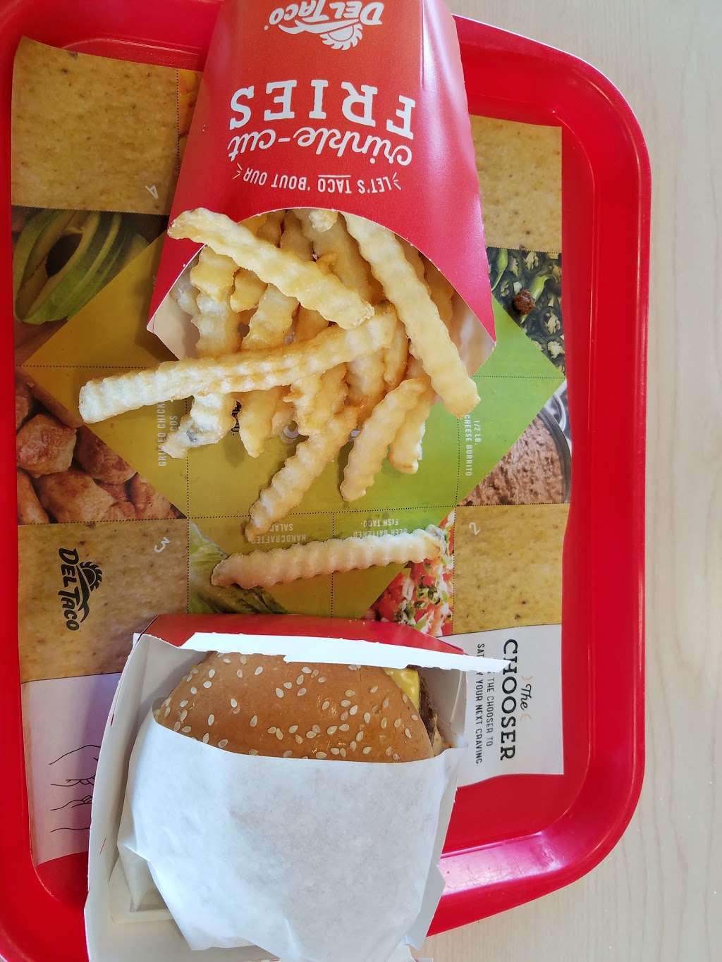 Del Taco | 15300 Summit Ave, Fontana, CA 92336, USA | Phone: (909) 463-0059