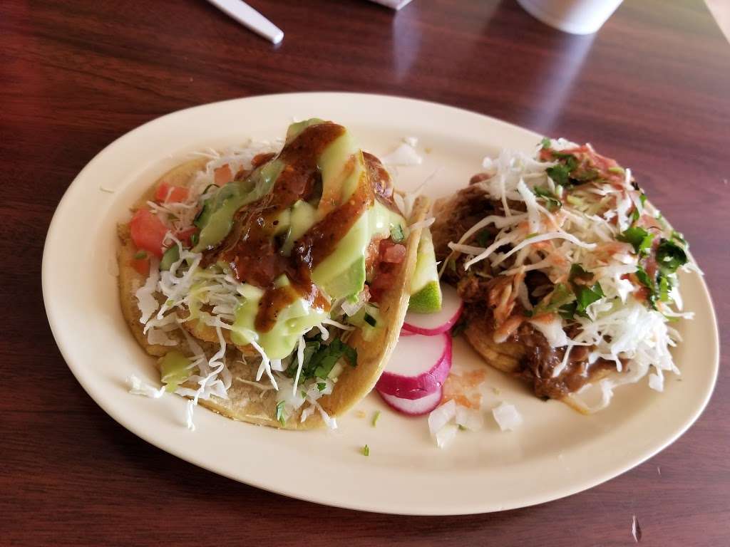 Peñas Tacos | 8319 Foothill Blvd, Sunland-Tujunga, CA 91040, USA | Phone: (818) 433-8634