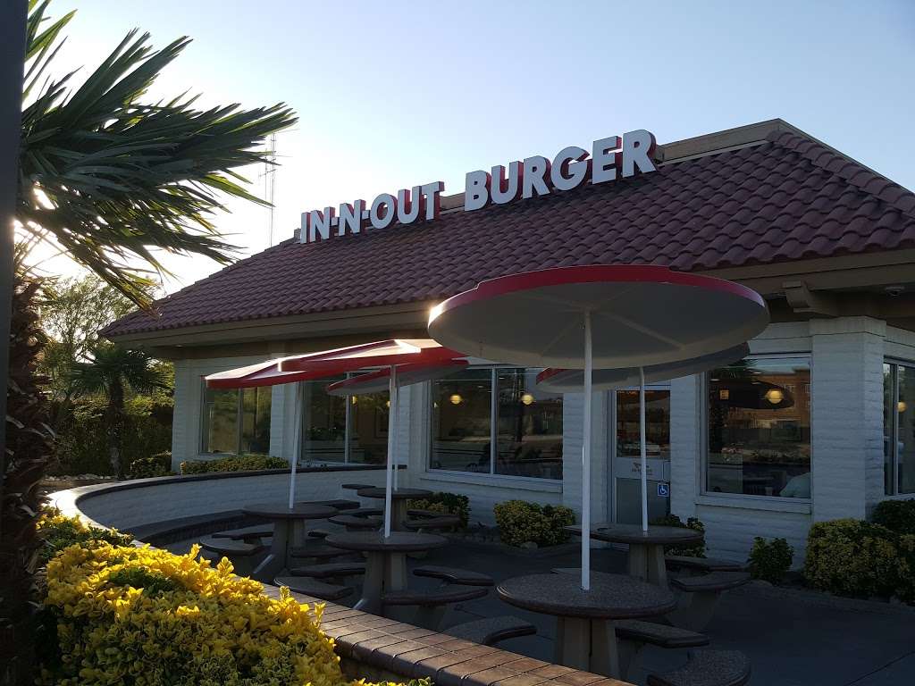 In-N-Out Burger | 2021 W Ave I, Lancaster, CA 93536, USA | Phone: (800) 786-1000