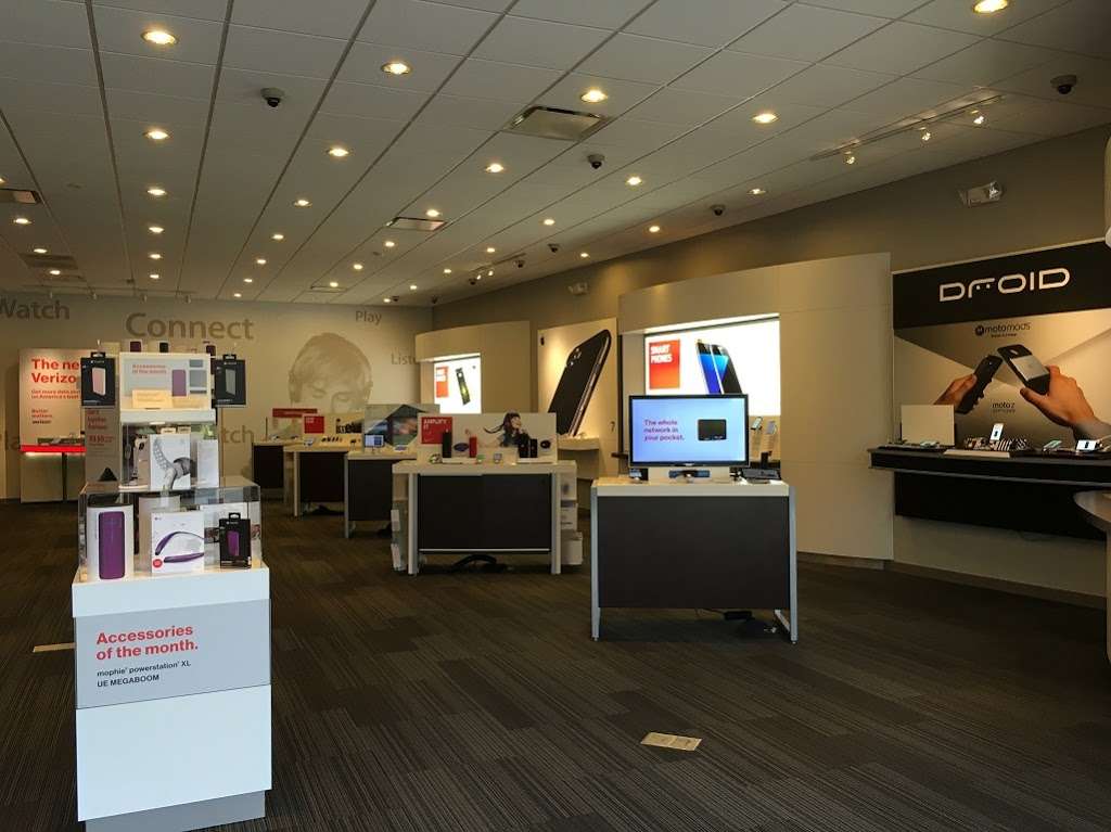 Verizon | 7180 NC-73, Denver, NC 28037 | Phone: (704) 827-8281