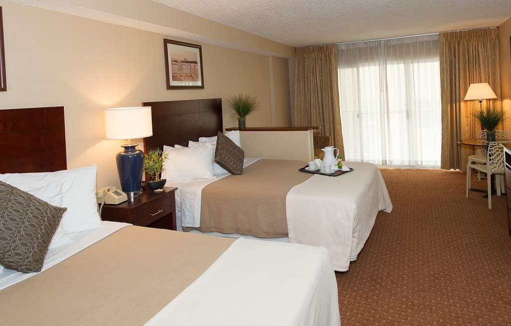 Princess Bayside Beach Hotel | 4801 Coastal Hwy, Ocean City, MD 21842, USA | Phone: (410) 723-2900