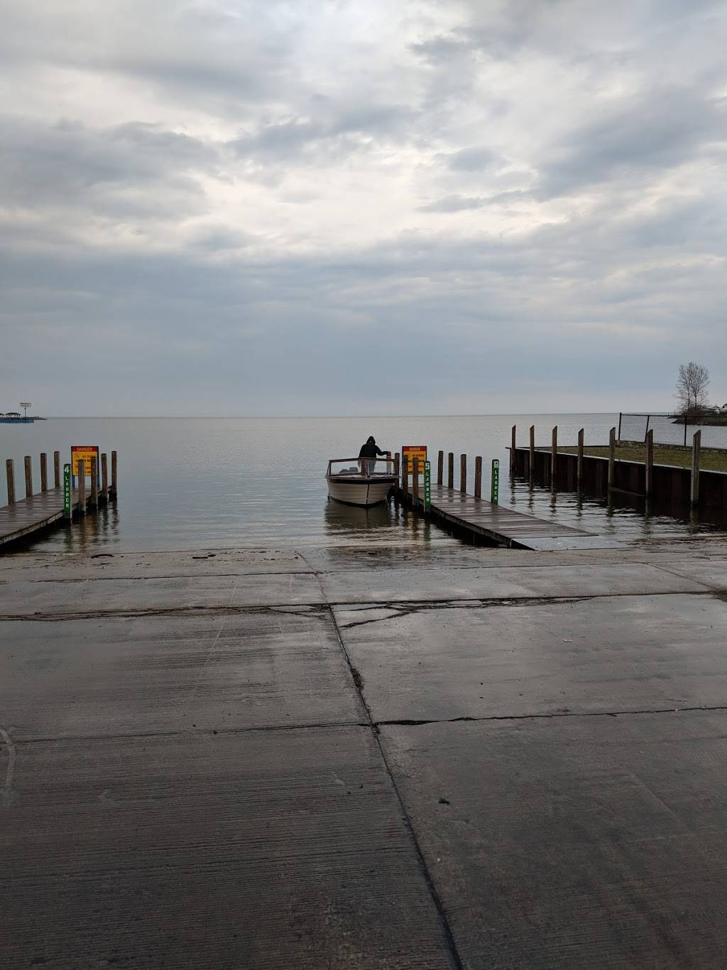 DNR Boat Launch CRCO | 36080 Jefferson Ave, Harrison Charter Township, MI 48045, USA | Phone: (586) 463-4165