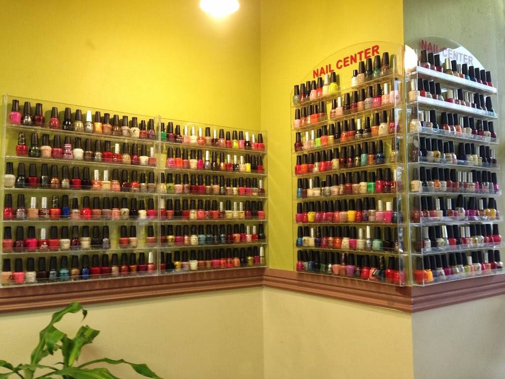 Skyline Nail & Spa | 1670 E Cheyenne Mountain Blvd Suite K, Colorado Springs, CO 80906, USA | Phone: (719) 576-3777