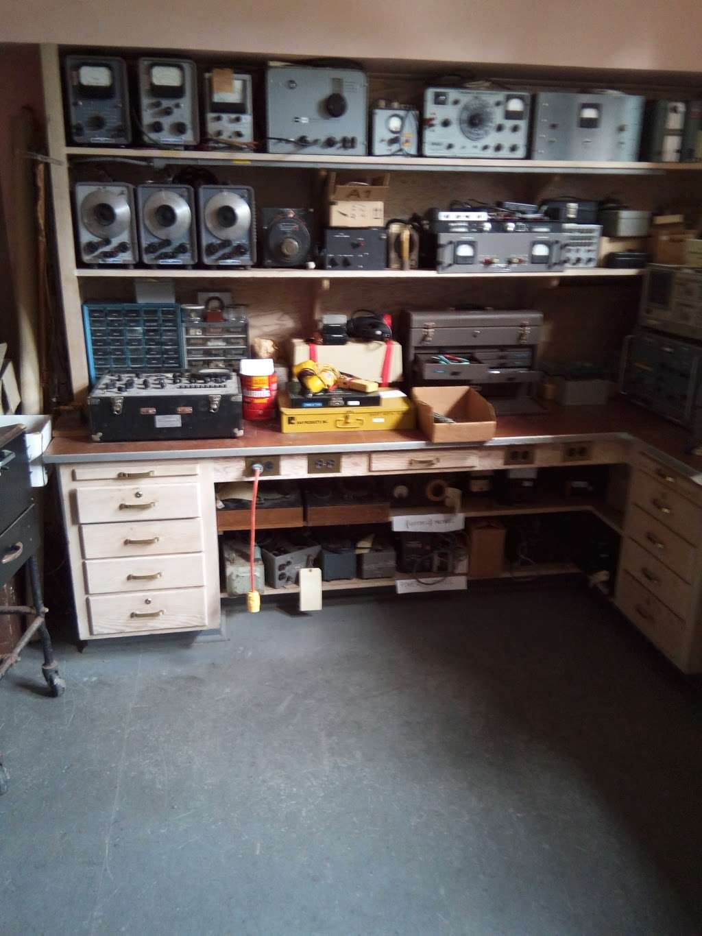 Active transmitter site, coast station KSM | 451 Mesa Rd, Bolinas, CA 94924, USA | Phone: (415) 990-7090