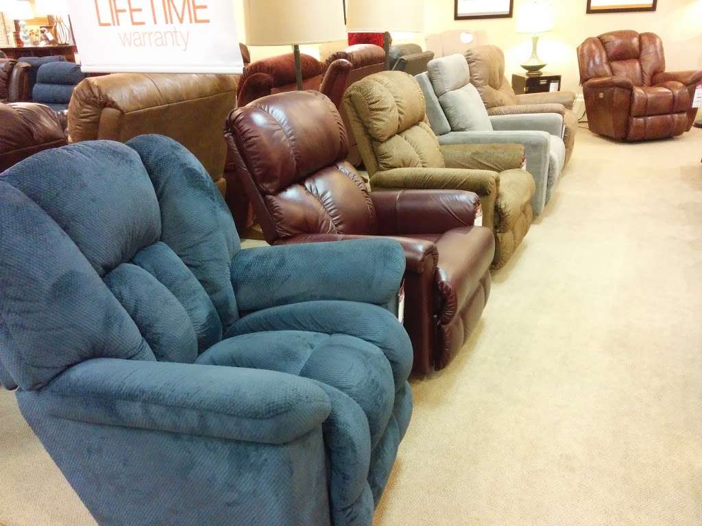 La-Z-Boy Furniture Galleries | 12100 Jefferson Farm Pl, Waldorf, MD 20601, USA | Phone: (301) 638-4417