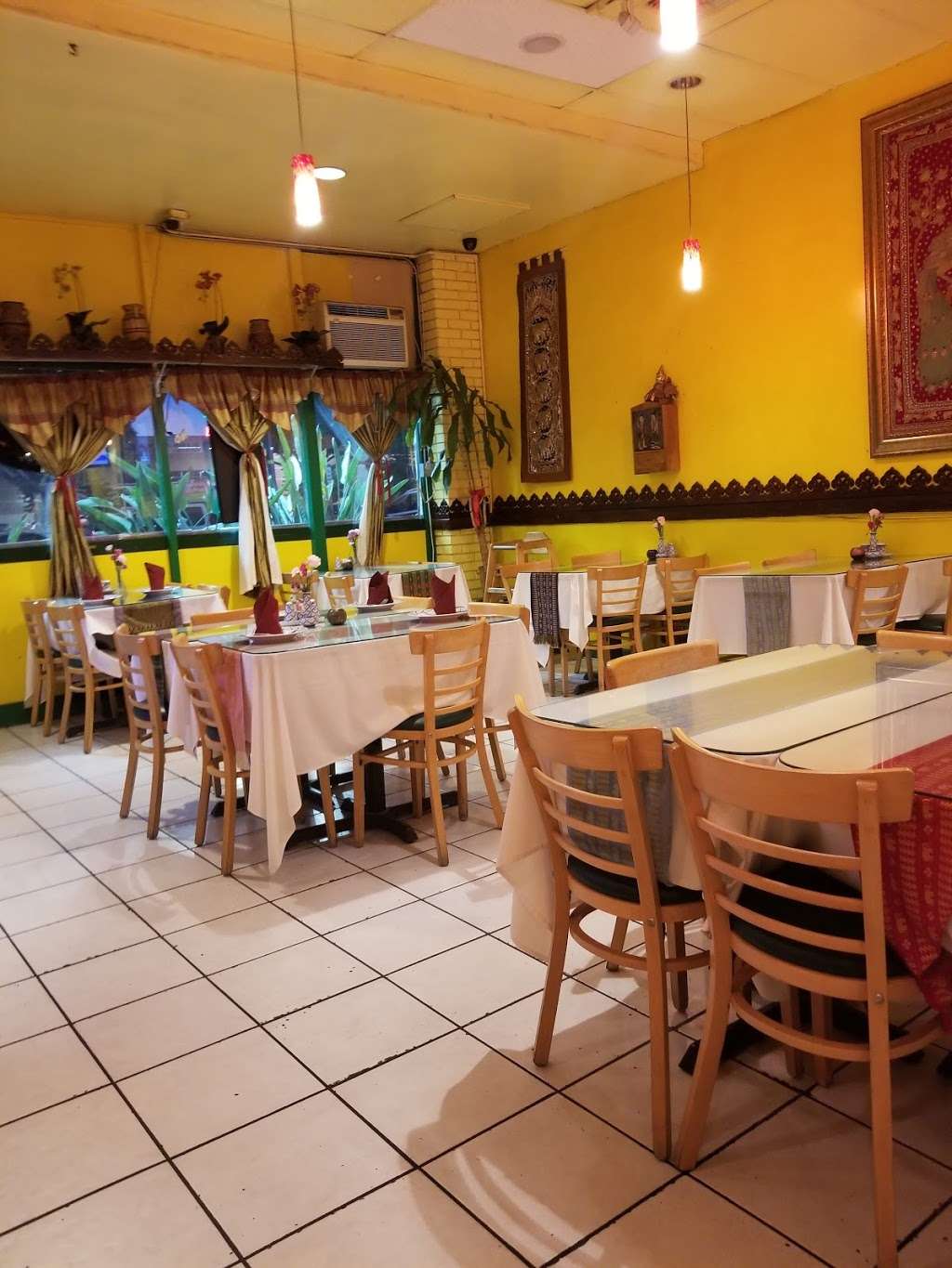 Salathai Thai Cuisine | 7258 Rosemead Blvd, San Gabriel, CA 91775, USA | Phone: (626) 287-5850