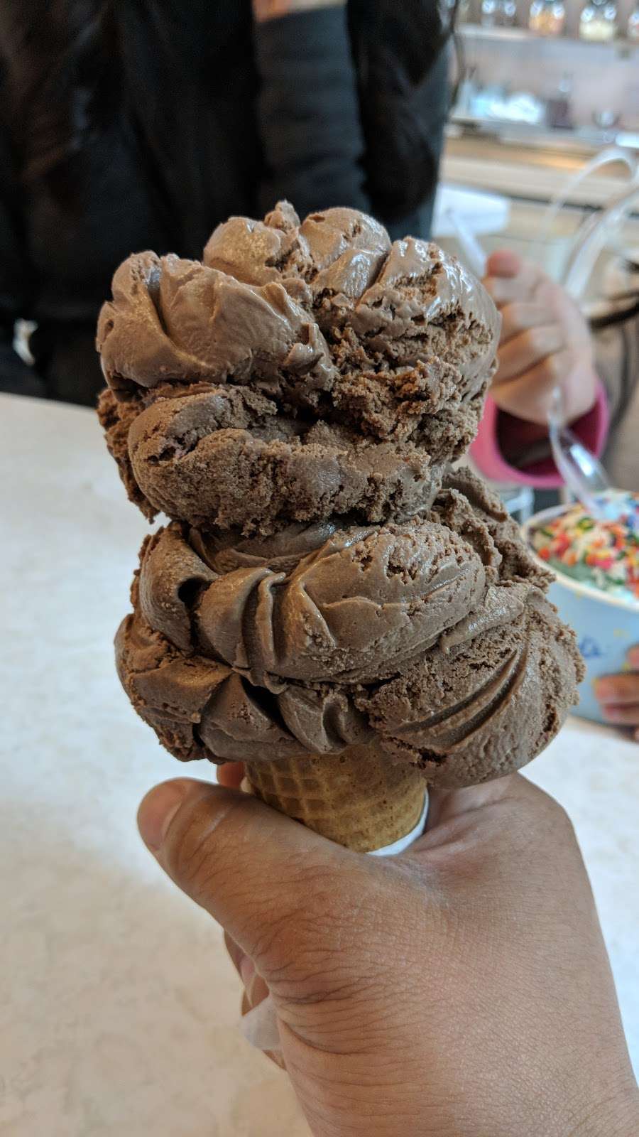 Loards Ice Cream and Candies Orinda | 230 Brookwood Rd, Orinda, CA 94563 | Phone: (925) 254-3434