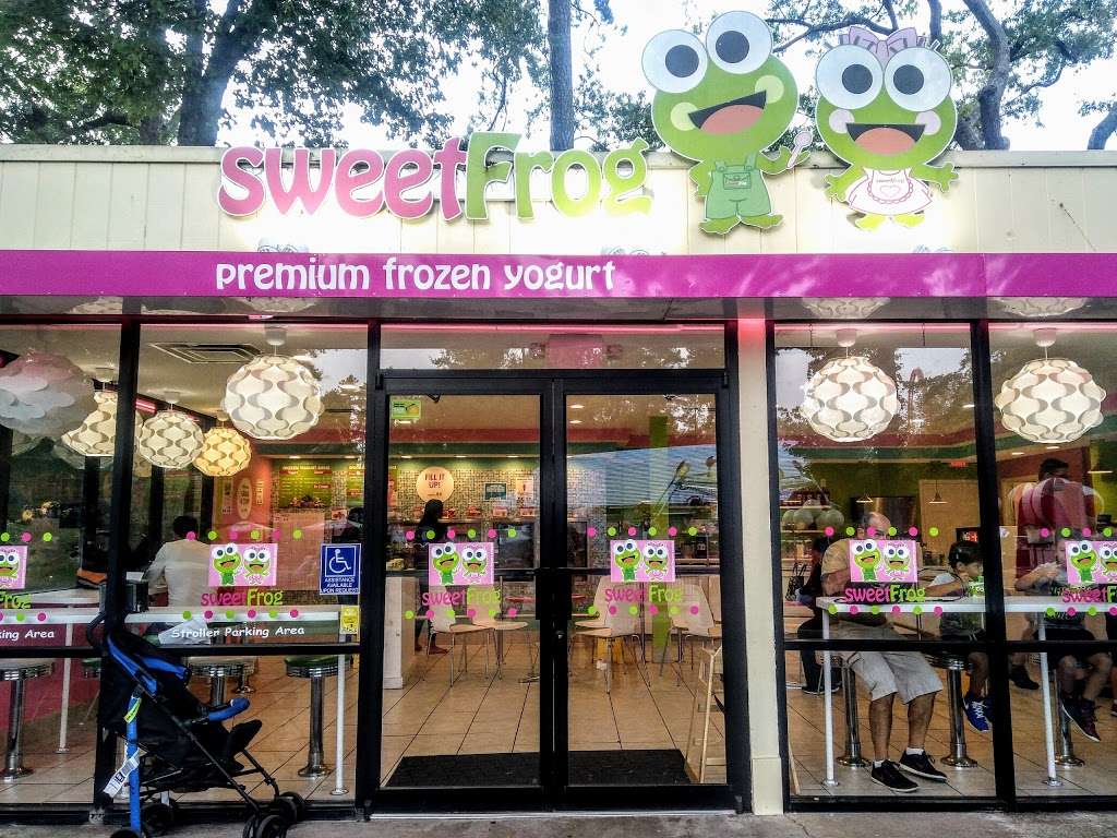 sweetFrog | 16000 Theme Park Way, Doswell, VA 23047, USA | Phone: (804) 876-5000