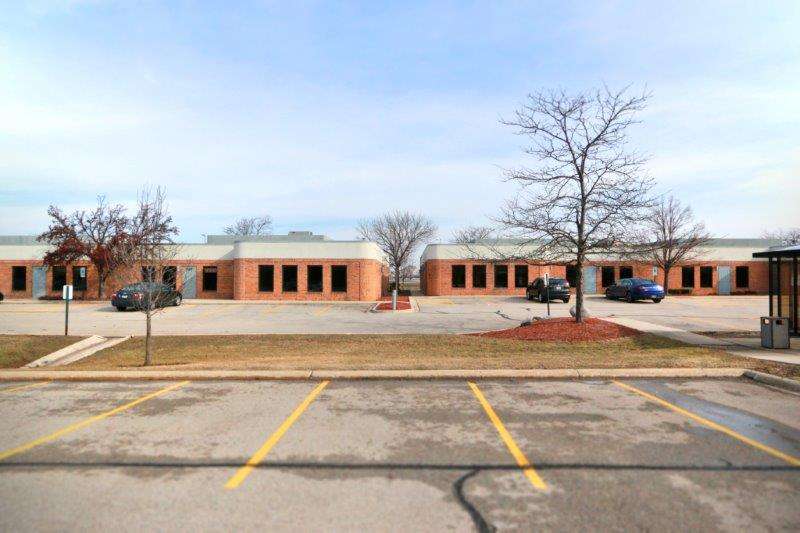 Boxer Property - Arlington Ridge | 3227 N Wilke Rd #100, Arlington Heights, IL 60004 | Phone: (847) 677-7368