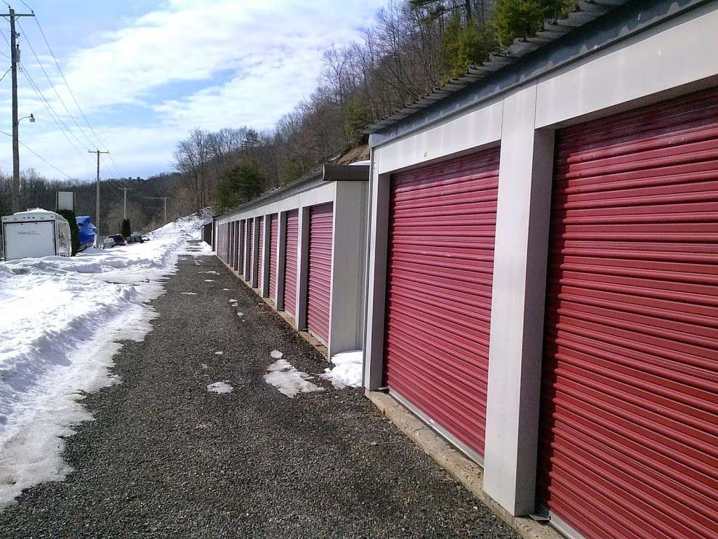 895 Self Storage | 2984 Fair Rd, Auburn, PA 17922, USA | Phone: (570) 573-7272