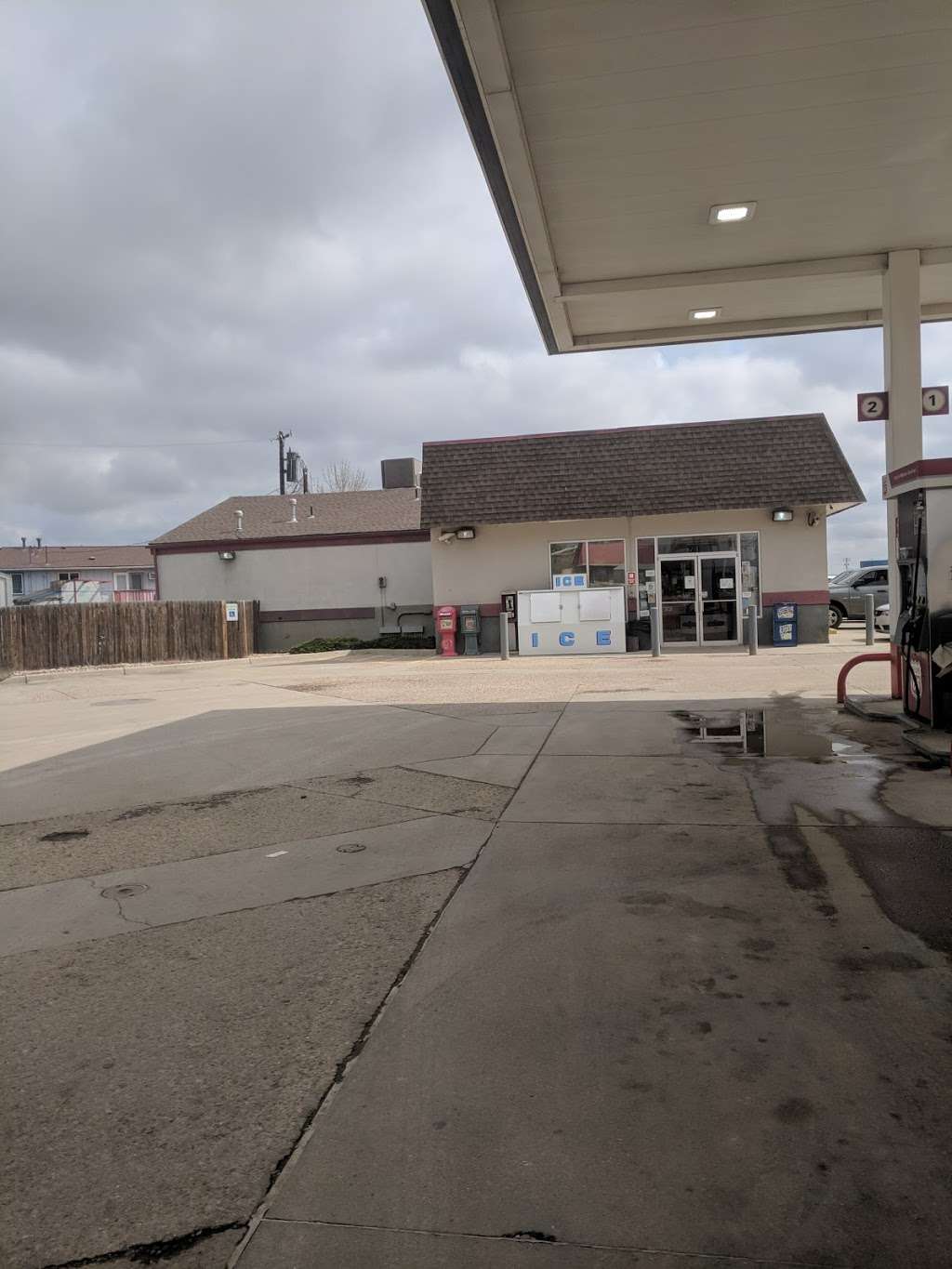 Corner Mart Exxon | 501 Railroad St, Gilcrest, CO 80623, USA | Phone: (970) 737-2273