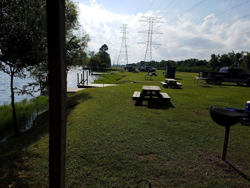 Twin Lakes RV Resort | 19400 Hwy 6, Manvel, TX 77578, USA | Phone: (281) 489-4225