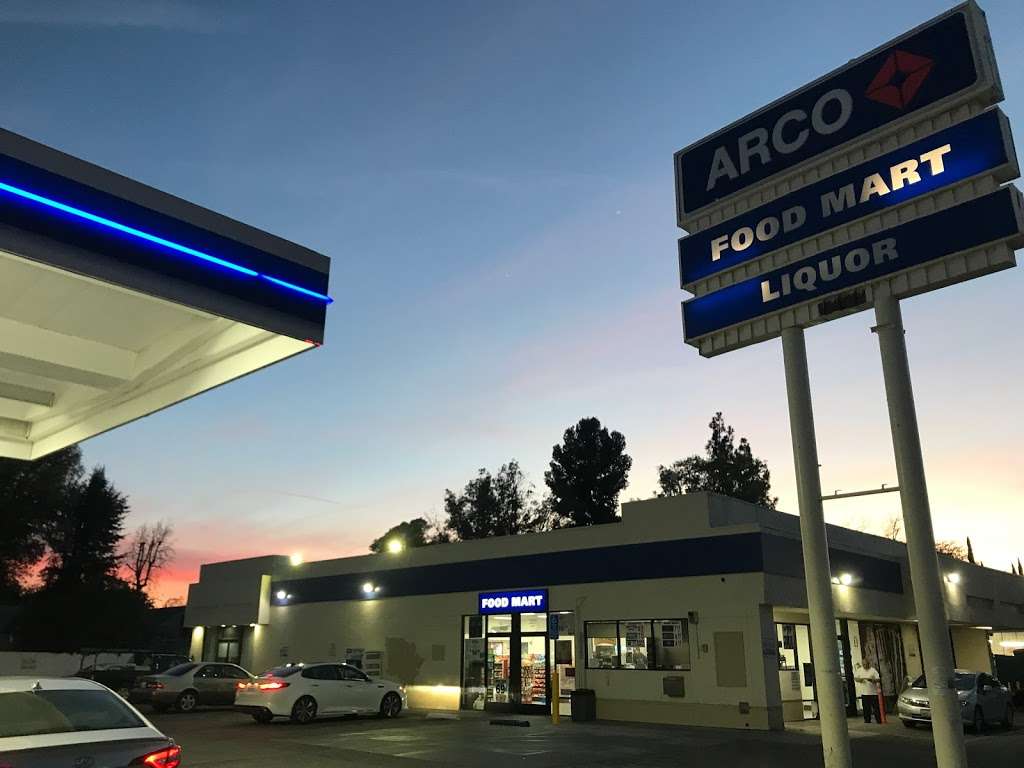 Arco 14114 Vanowen St Van Nuys Ca 91405 Usa - mo bil gas station roblox