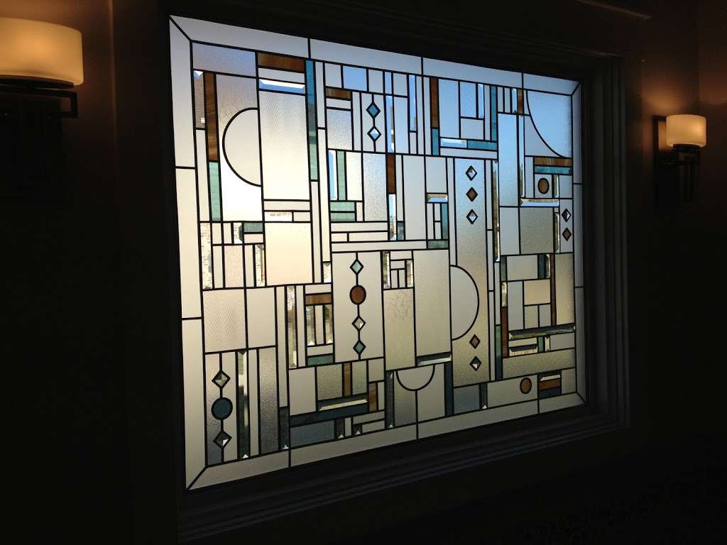 Designer Glass Solutions | 11-11-18-00-00-004.137, Noblesville, IN 46060, USA | Phone: (317) 223-7569