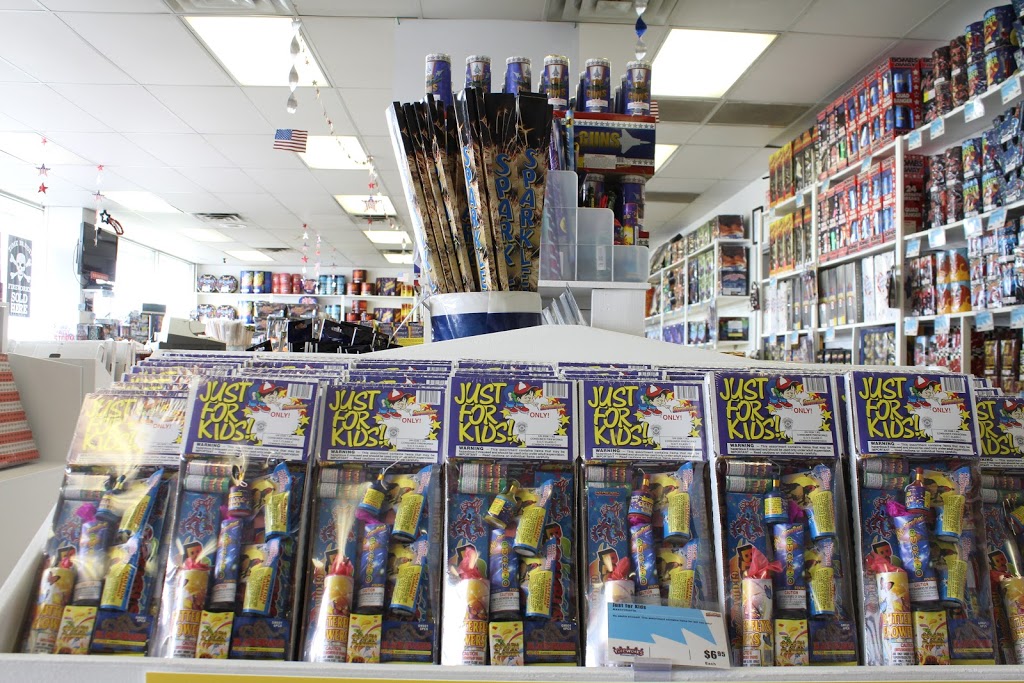 Fireworks Supermarket Rensselaer, IN | 9288 IN-114, Rensselaer, IN 47978, USA | Phone: (219) 866-7938