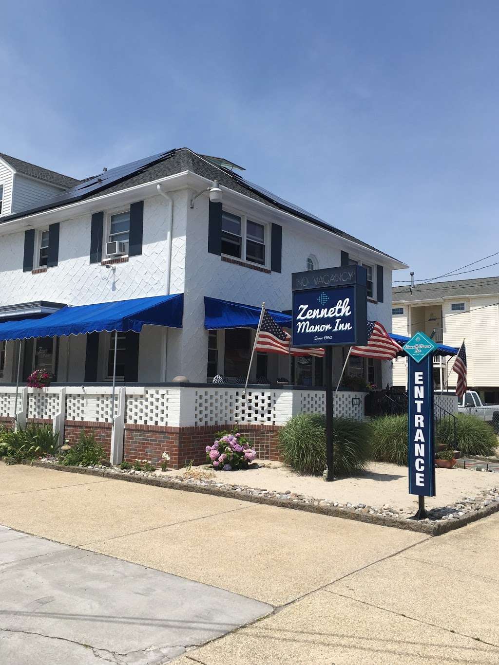 Zenneth Manor Inn | 728 Atlantic Ave, Ocean City, NJ 08226, USA | Phone: (609) 399-1782