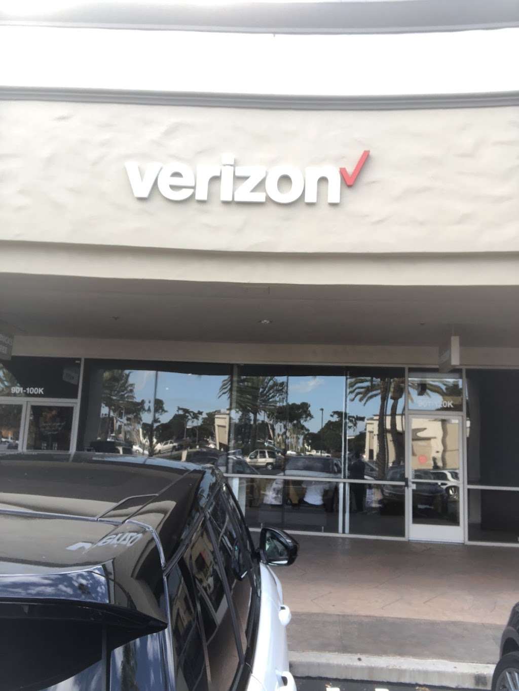 Verizon - store  | Photo 7 of 10 | Address: 901 S Coast Dr Building K Suite 120, Costa Mesa, CA 92626, USA | Phone: (714) 427-0733