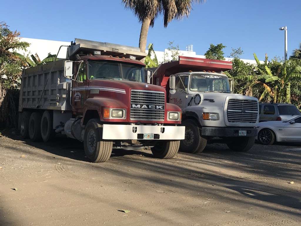 Schez Roche Trucking Corporation | 5386 Guildcrest St, Lake Worth, FL 33463, USA | Phone: (561) 294-8928