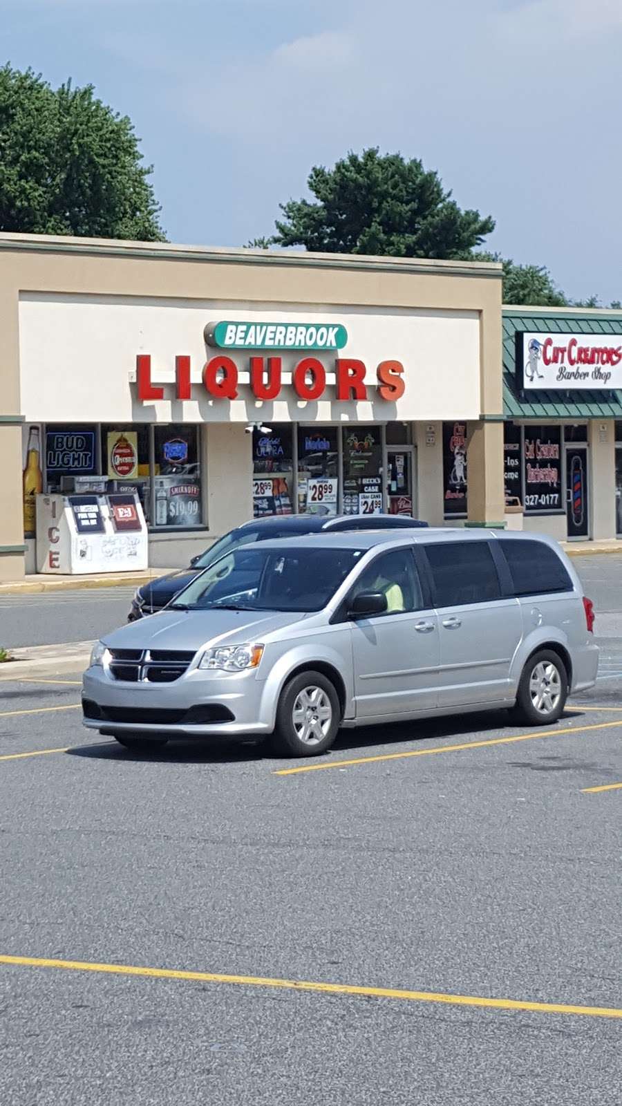 Beaver Brook Liquors | 550 S Dupont Hwy, New Castle, DE 19720, USA | Phone: (302) 328-3719