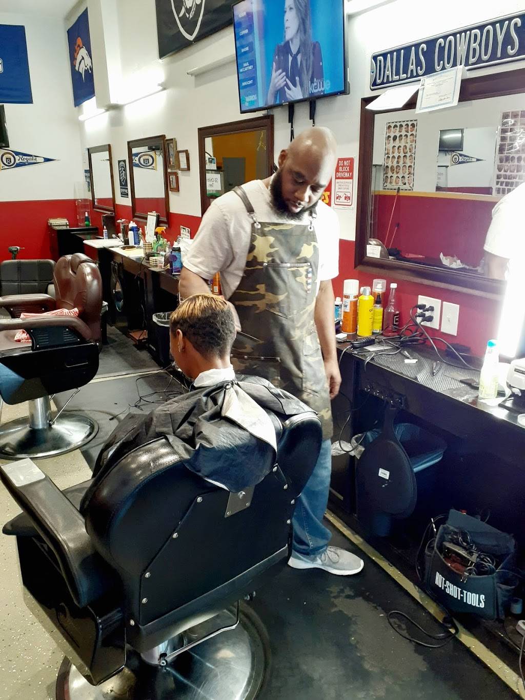 Sports Edition Barbershop | 3416 E 27th St, Kansas City, MO 64127, USA | Phone: (816) 214-8781