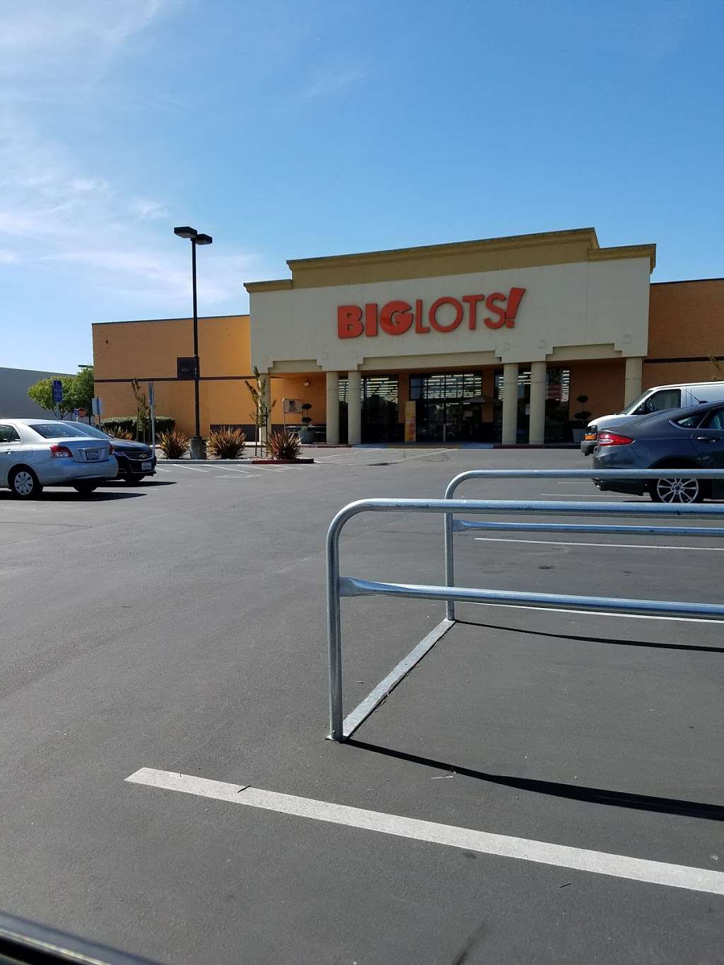 Big Lots | 565 Rohnert Park Expy, Rohnert Park, CA 94928, USA | Phone: (707) 206-9770