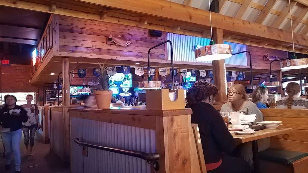 Texas Roadhouse | 1405 Shadeland Ave, Indianapolis, IN 46219 | Phone: (317) 356-8081