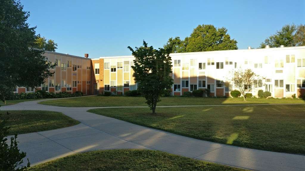 Ardsley High School | 300 Farm Rd, Ardsley, NY 10502 | Phone: (914) 295-5800