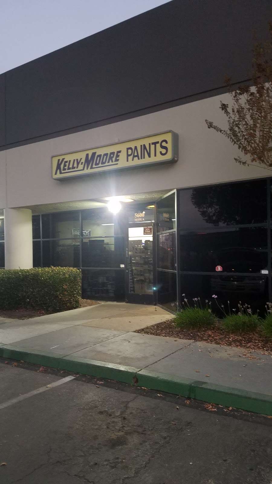 Kelly-Moore Paints | 5600 Imhoff Dr, Concord, CA 94520 | Phone: (925) 798-8250