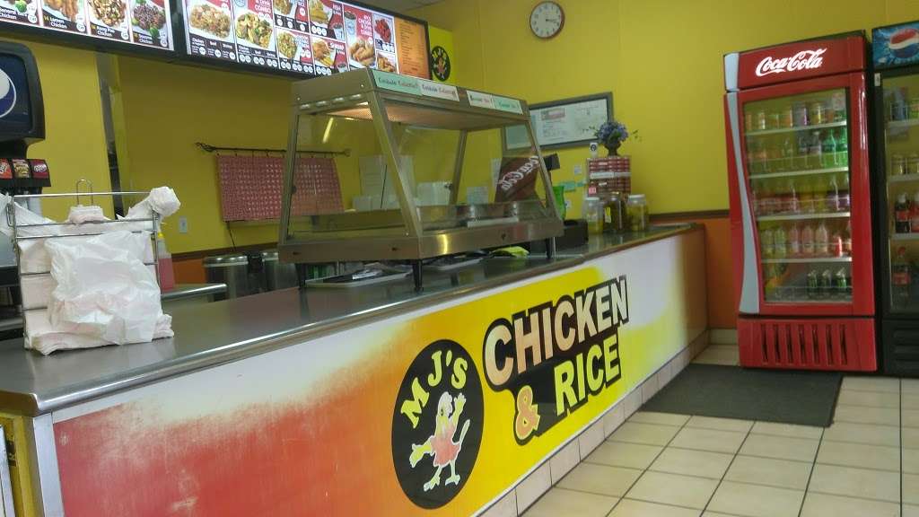 M Js Chicken & Rice | 6751 Abrams Rd #120, Dallas, TX 75231 | Phone: (214) 221-0822